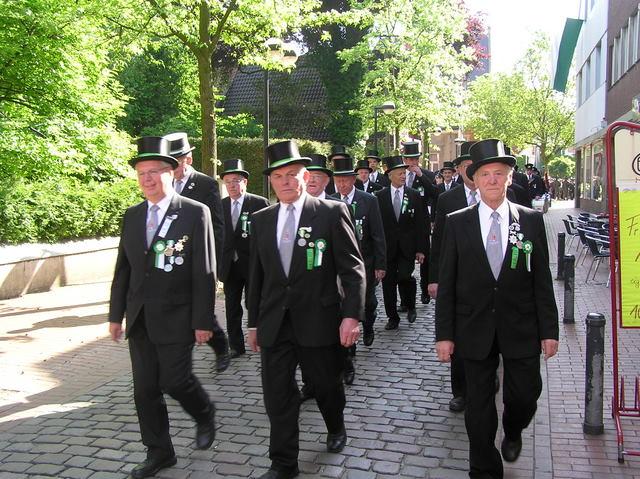 05a_so 04 Kirchg.jpg